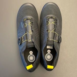 Legend 2.0 Cycling Shoes. Soulcycle & Peal Izumi. Size 40 EUR, 7 or 8